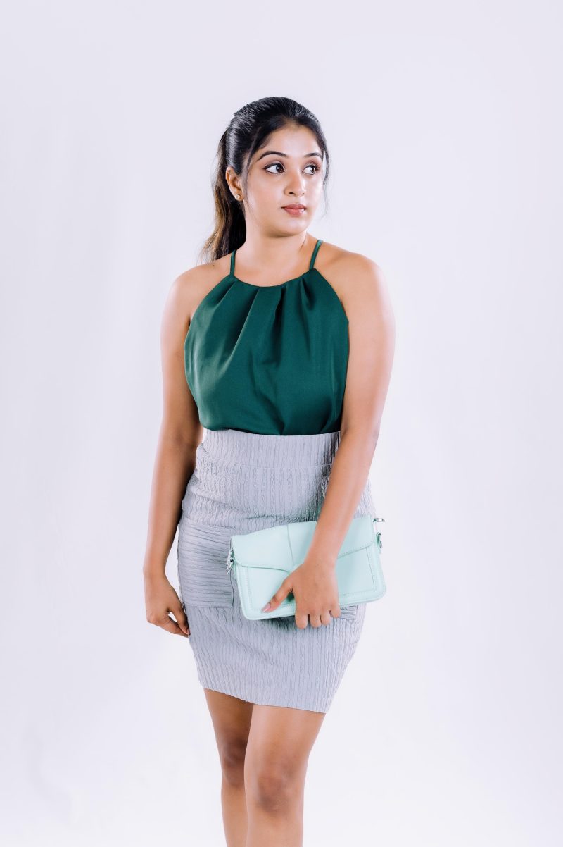 Sleeveless pleated tank top