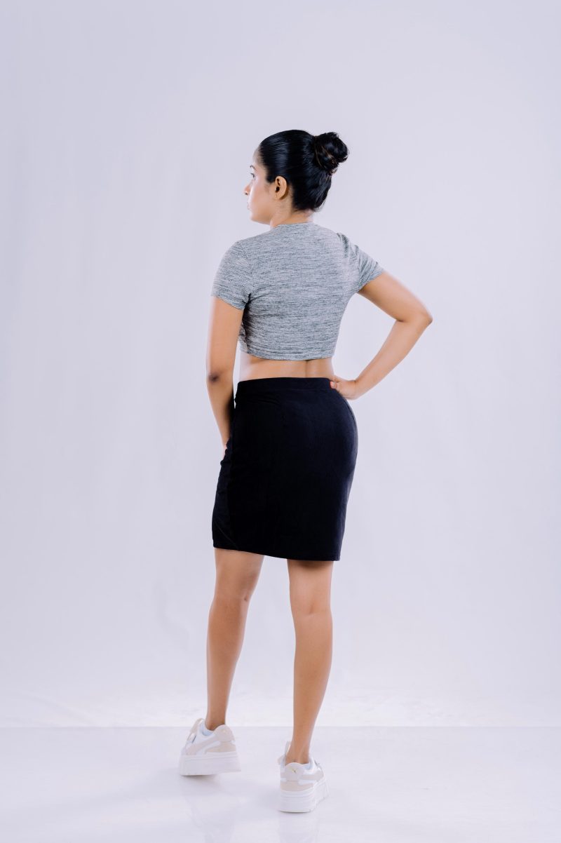 Round Neck Rib Crop Top - Image 3